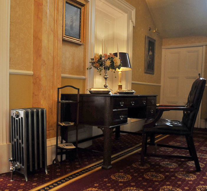 Sovereign 6 Column Cast Iron Radiators 760mm image 2
