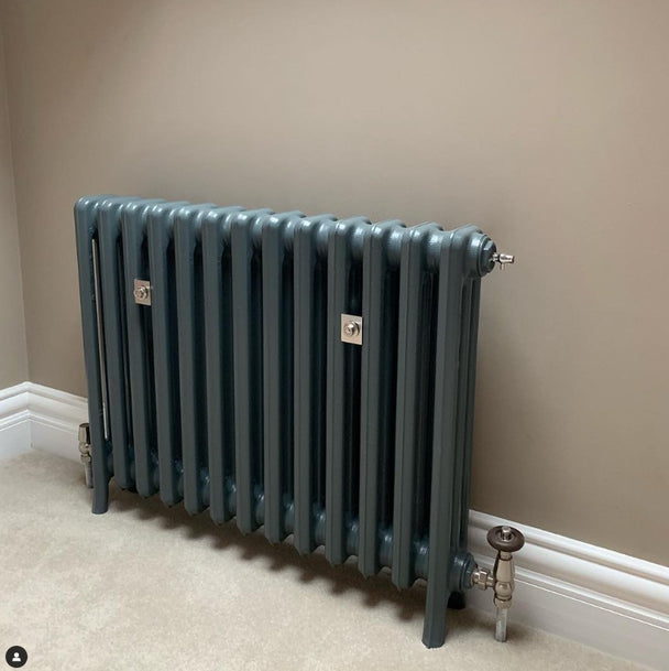 Classic 3 Column Cast Iron Radiators 650mm image 1