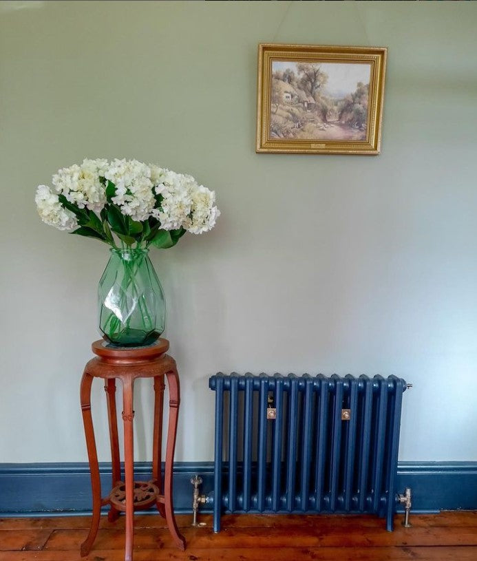 Classic 4 Column Cast Iron Radiators 650mm image 2